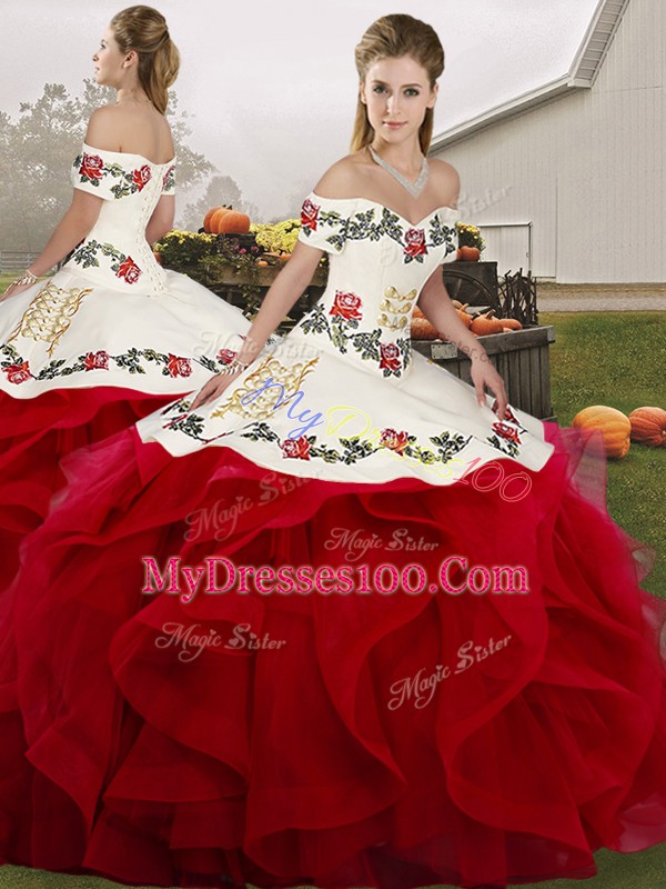 Off The Shoulder Sleeveless Tulle Quinceanera Gowns Embroidery and Ruffles Lace Up