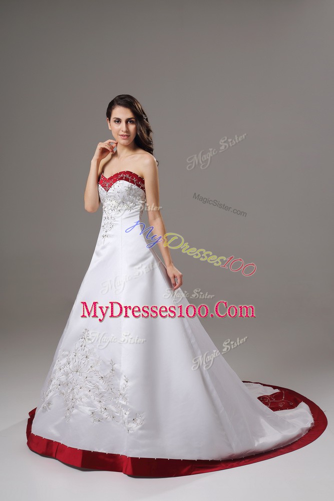 Inexpensive Sleeveless Beading and Embroidery Lace Up Wedding Gown with White Brush Train