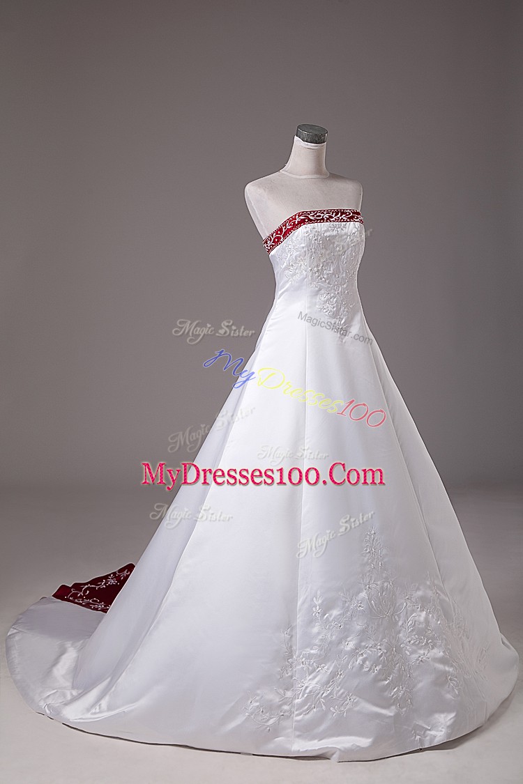 Fine Brush Train Ball Gowns Wedding Dresses White Strapless Satin Sleeveless Lace Up