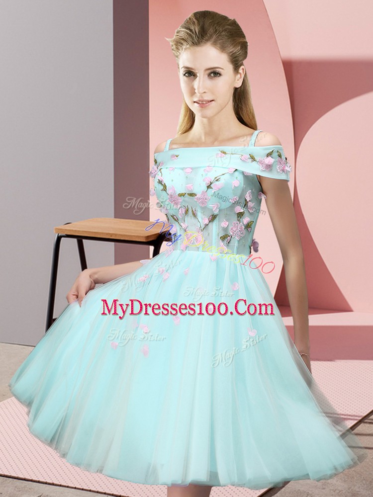 Classical Off The Shoulder Short Sleeves Bridesmaid Dress Knee Length Appliques Aqua Blue Tulle