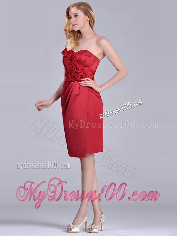 Low Price Red Column Satin Knee Length Mother of The Bride Dress with Ruffles