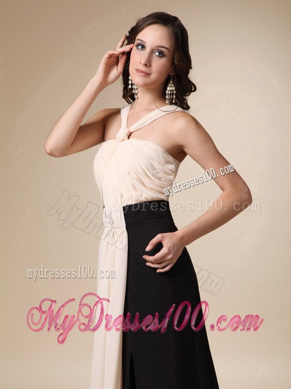 2013 Champagne and Black Empire V-neck Ruching Celebrity Dress