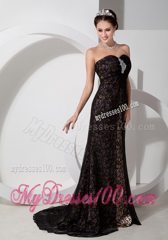 Beautiful Black Column Sweetheart Print Celebrity Dress with Beading