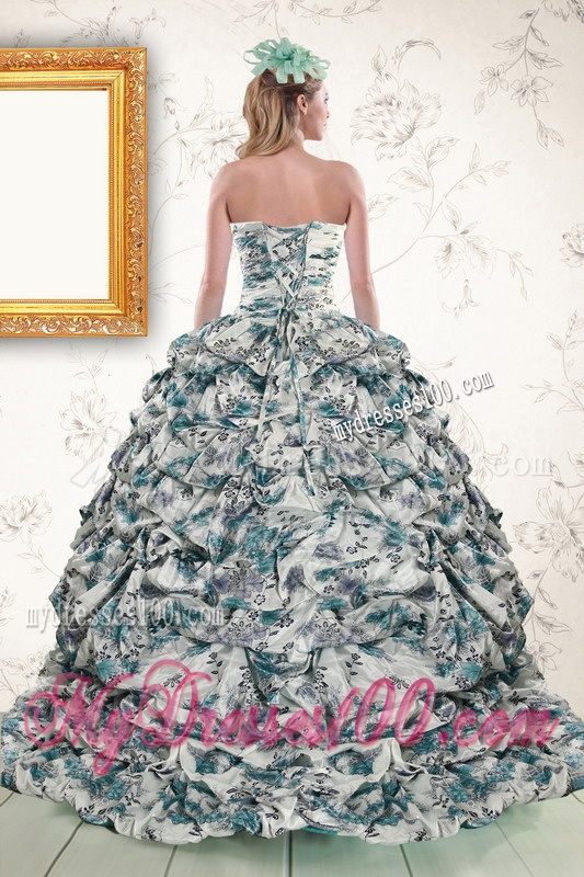 2016 Exquisite Turquoise Sweep Train Quinceanera Dresses with Beading and Picks Ups