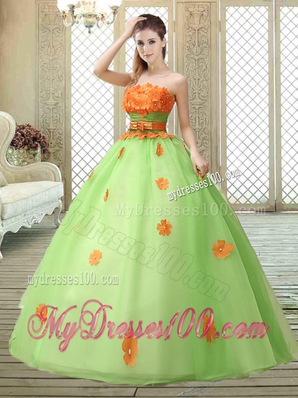 Latest Strapless Quinceanera Gowns with Appliques and Belt