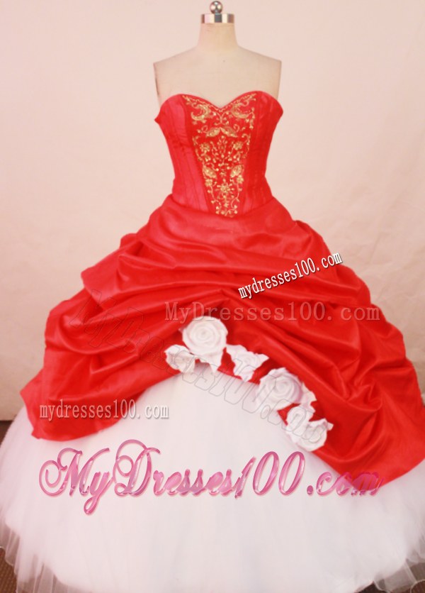 Handmade Flowers Red and White Quiceanera Dresses with Gold Appliques