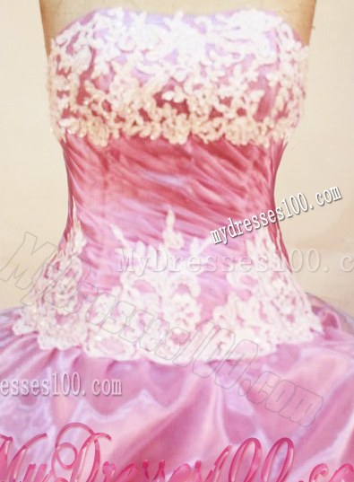 Lavender Quinceanea Dresses Decorated with Embroidery and Lace Hem