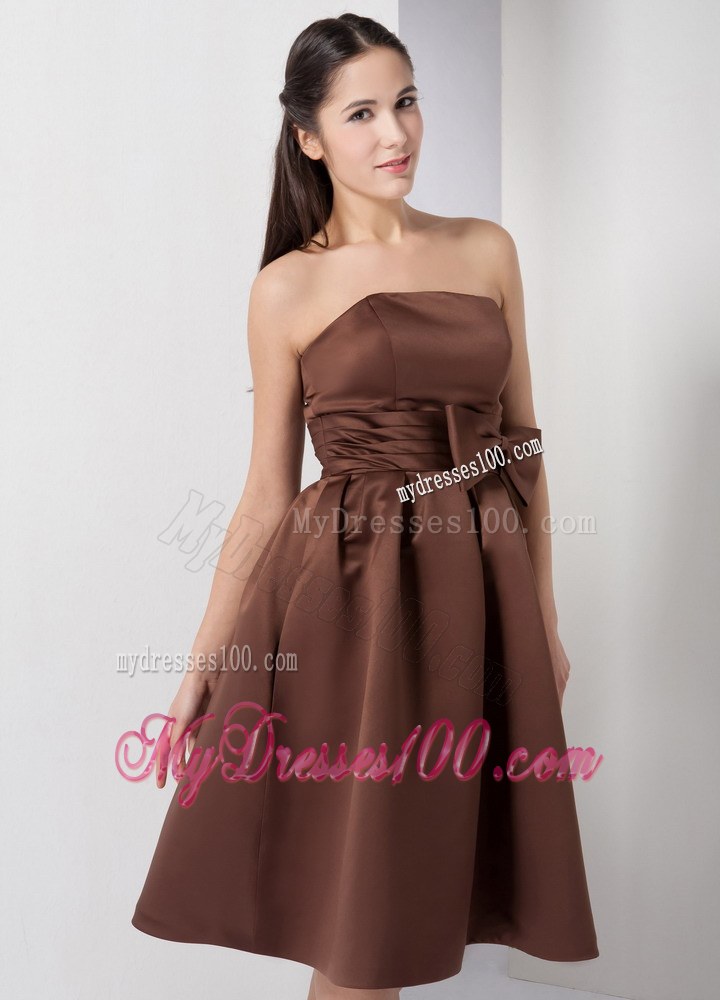 Brown A-line Strapless Knee-length Bridesmaid Dress with Bow