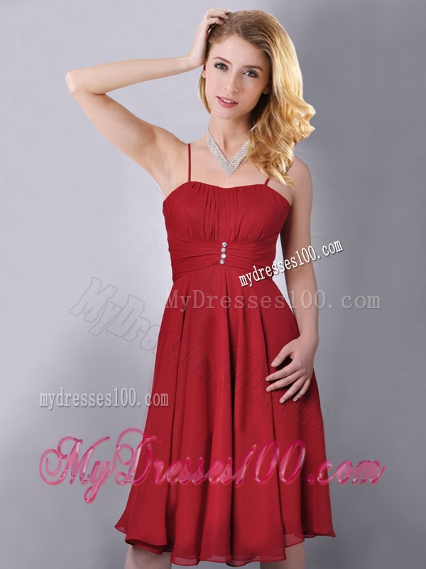 Cheap Spaghetti Straps Knee Length Chiffon Dama Dress in Red