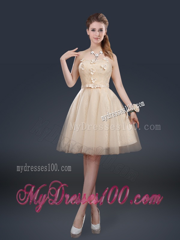 Cheap Strapless Dama Dresses with Appliques and Belt