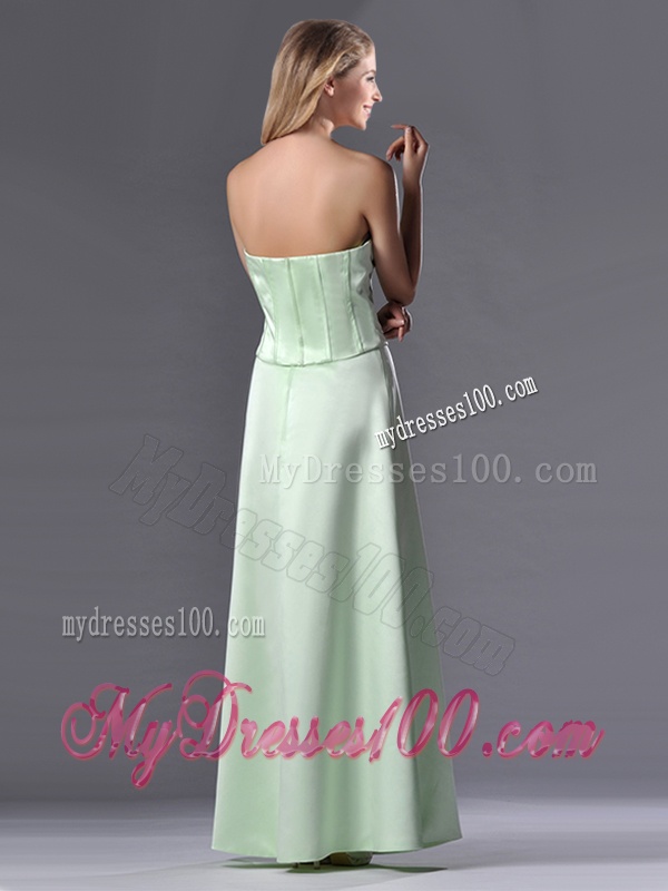 Discount Column Ruching Satin Dama Dress with Strapless