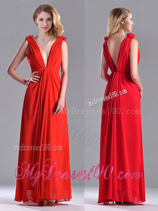 Elegant Deep V Neckline Red Dama Dress with Hand Crafted Flowers