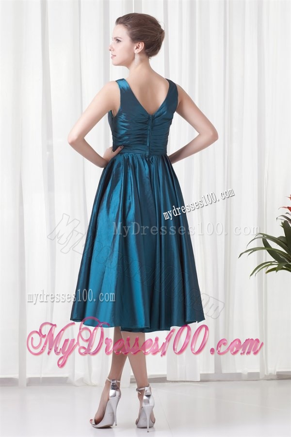 A-line V-neck Teal Taffeta Ruching Knee-length Evening Dress