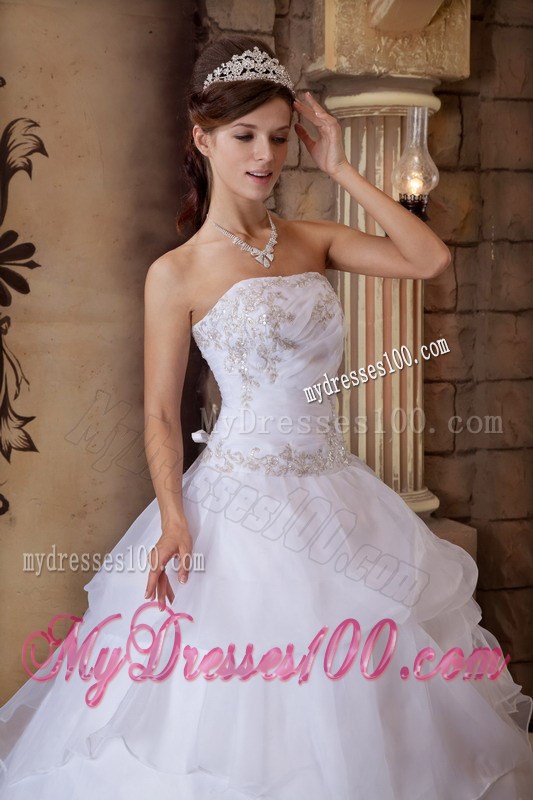 Ball Gown Strapless Floor-length Appliqued White Quinceanera Dress