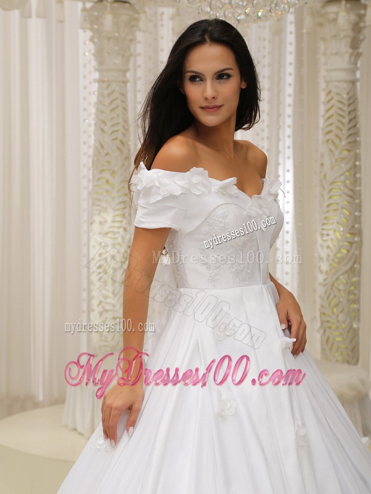 Flowery Floor-length Taffeta Appliqued Wedding Dress off Shoulder