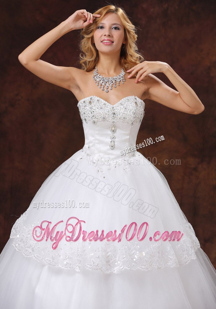 Two Layers Sweetheart Bridal Dresses Decorated with Shiny Diamonds