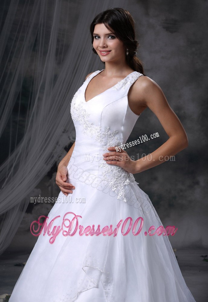 Simple Style V-neck White Wedding Gown Court Train Appliques