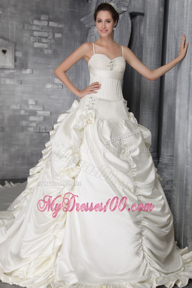 Spaghetti Straps Ruche Chapel Train Bridal Dress with Ruffled Hemline