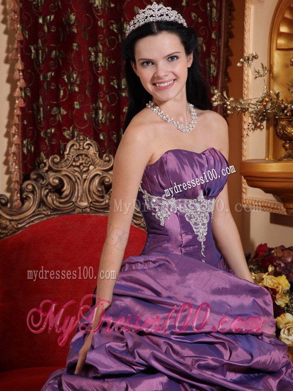 Unique Purple Lace-up Taffeta Quince Dresses with Embroidery