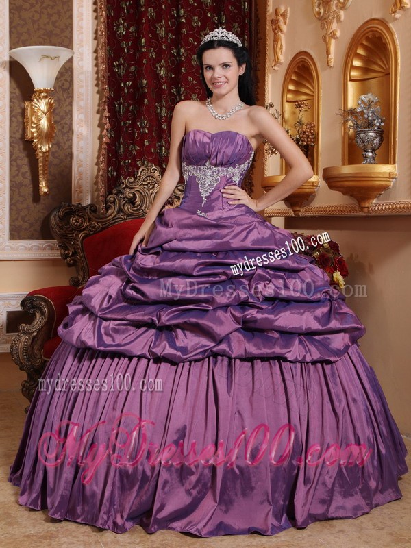 Unique Purple Lace-up Taffeta Quince Dresses with Embroidery