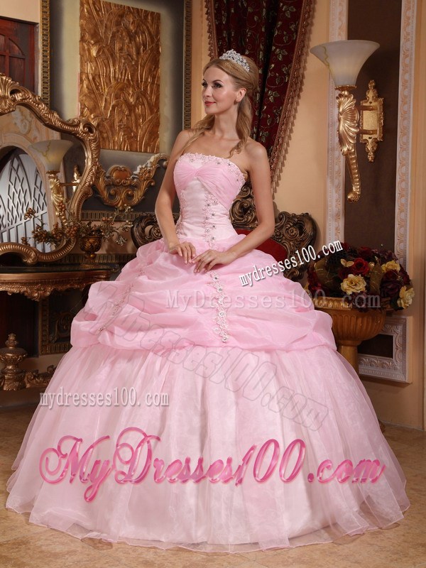 Turn Heads Appliques Ruffles Quinceanera Dresses Lace-up Back