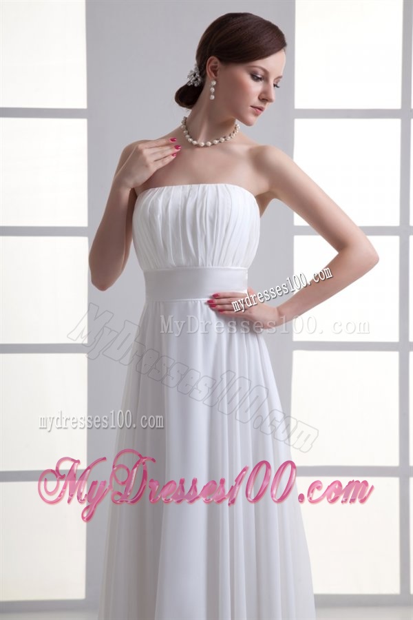 Cheap Empire Strapless Chiffon Wedding Dress with Ruching