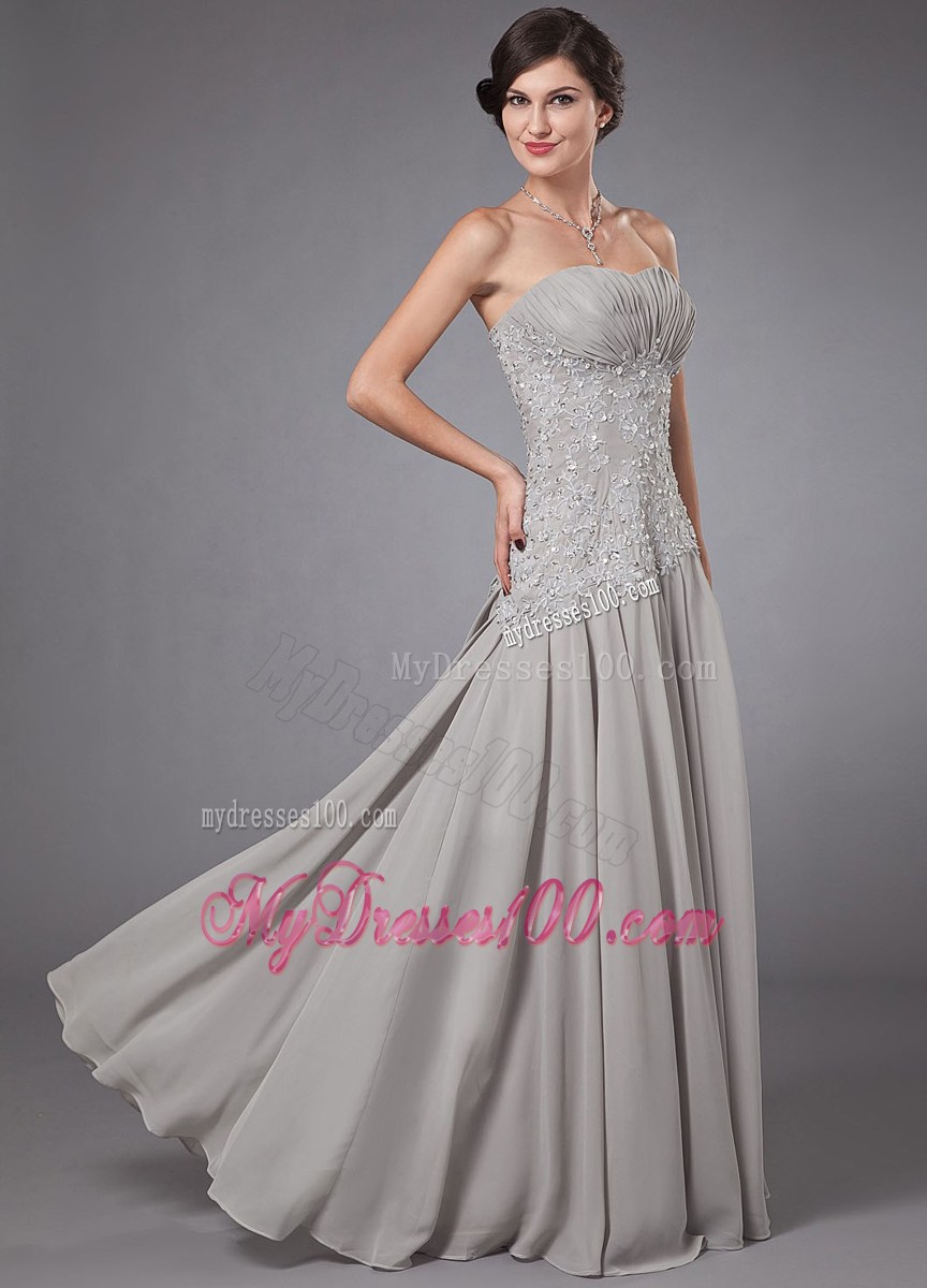 Chic Column Sweetheart Floor-length Beading Prom Dress in Grey