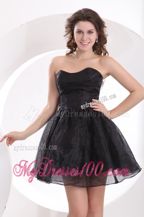 A-line Strapless Black Organza Knee-length Evening Dress