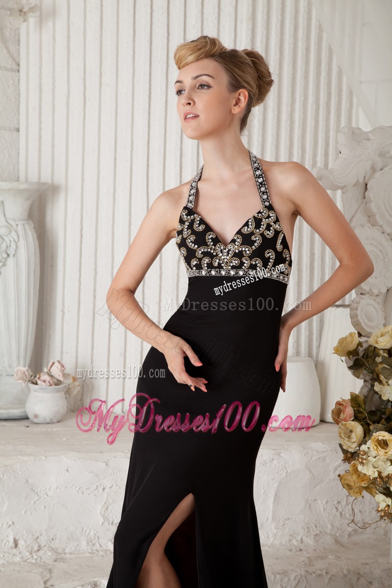 Black Empire Halter Beading Decorated Brush Train Prom Gown with V-neck