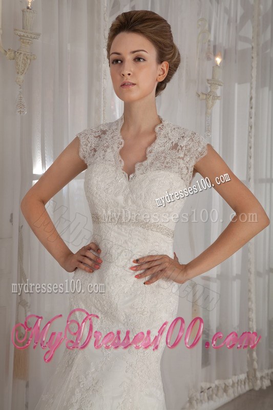 V-neck Sleeveless Lace Mermaid Bridal Dress in White Court Train