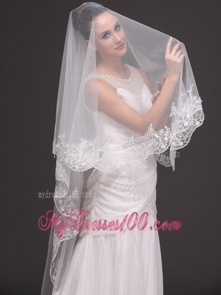 Lace Appliques Tulle Graceful Wedding Veil